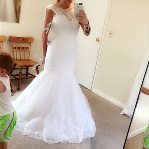 Moni Lee Wedding Dress